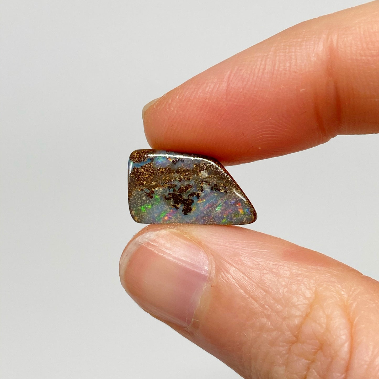 4.53 Ct small boulder opal
