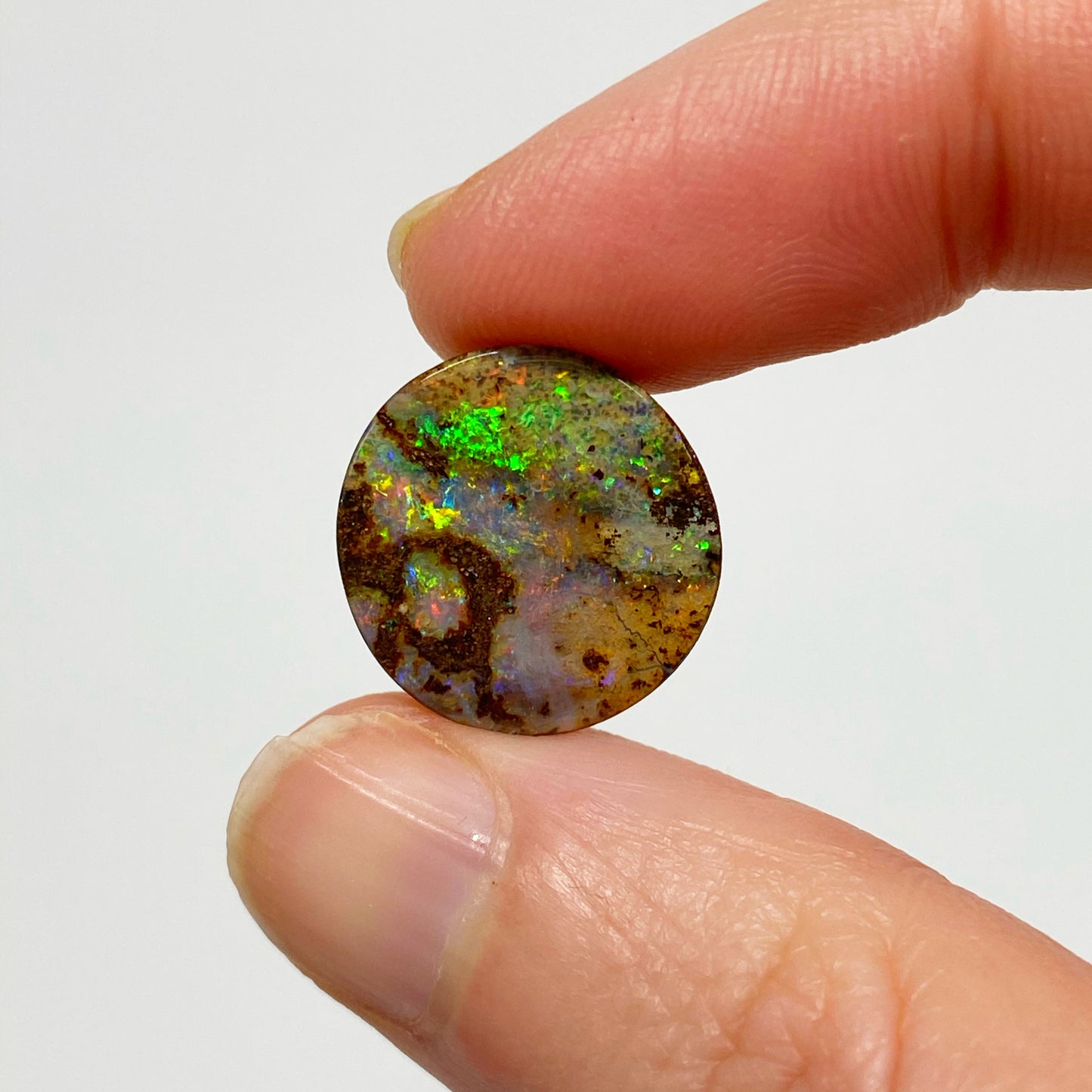7.15 Ct circle boulder opal