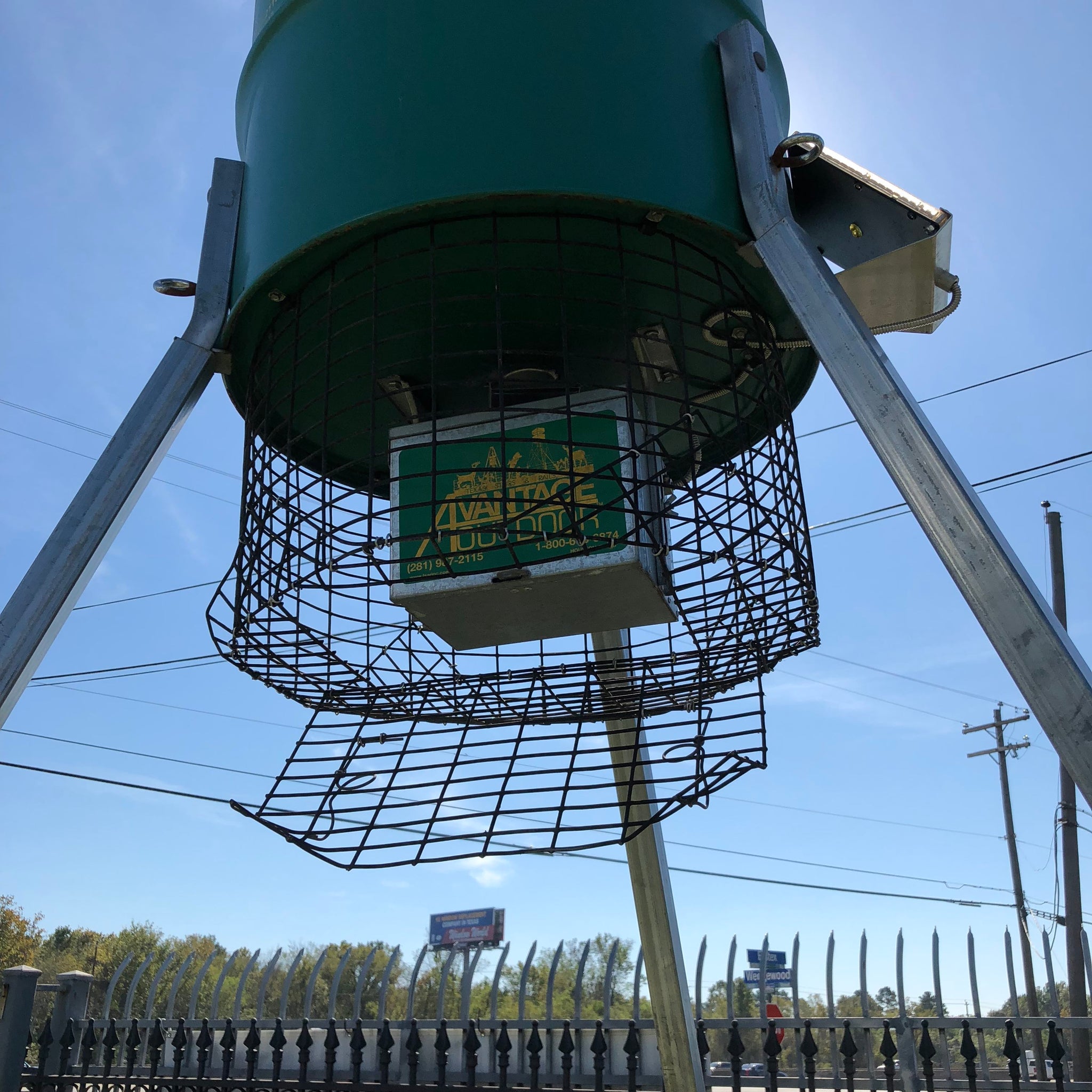 moultrie deer feeder with electric varmit guard