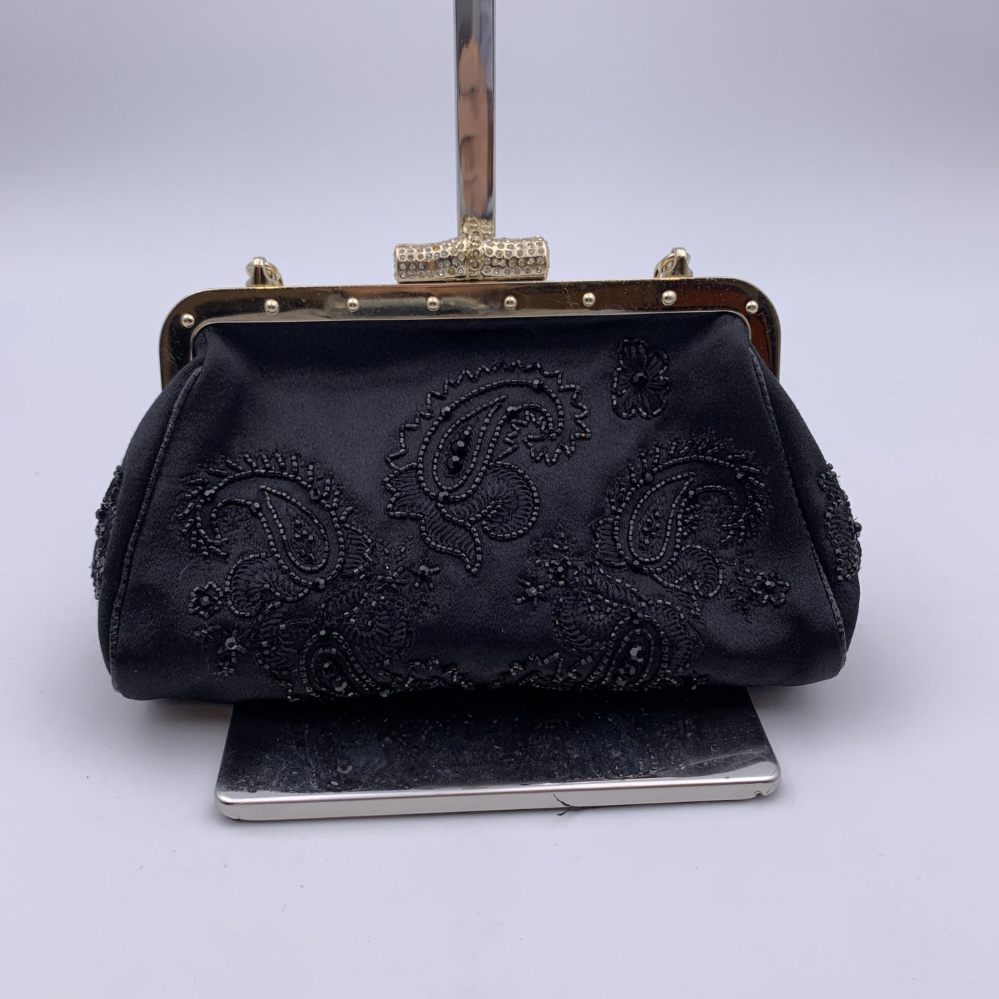 gucci corporate female satin pouch