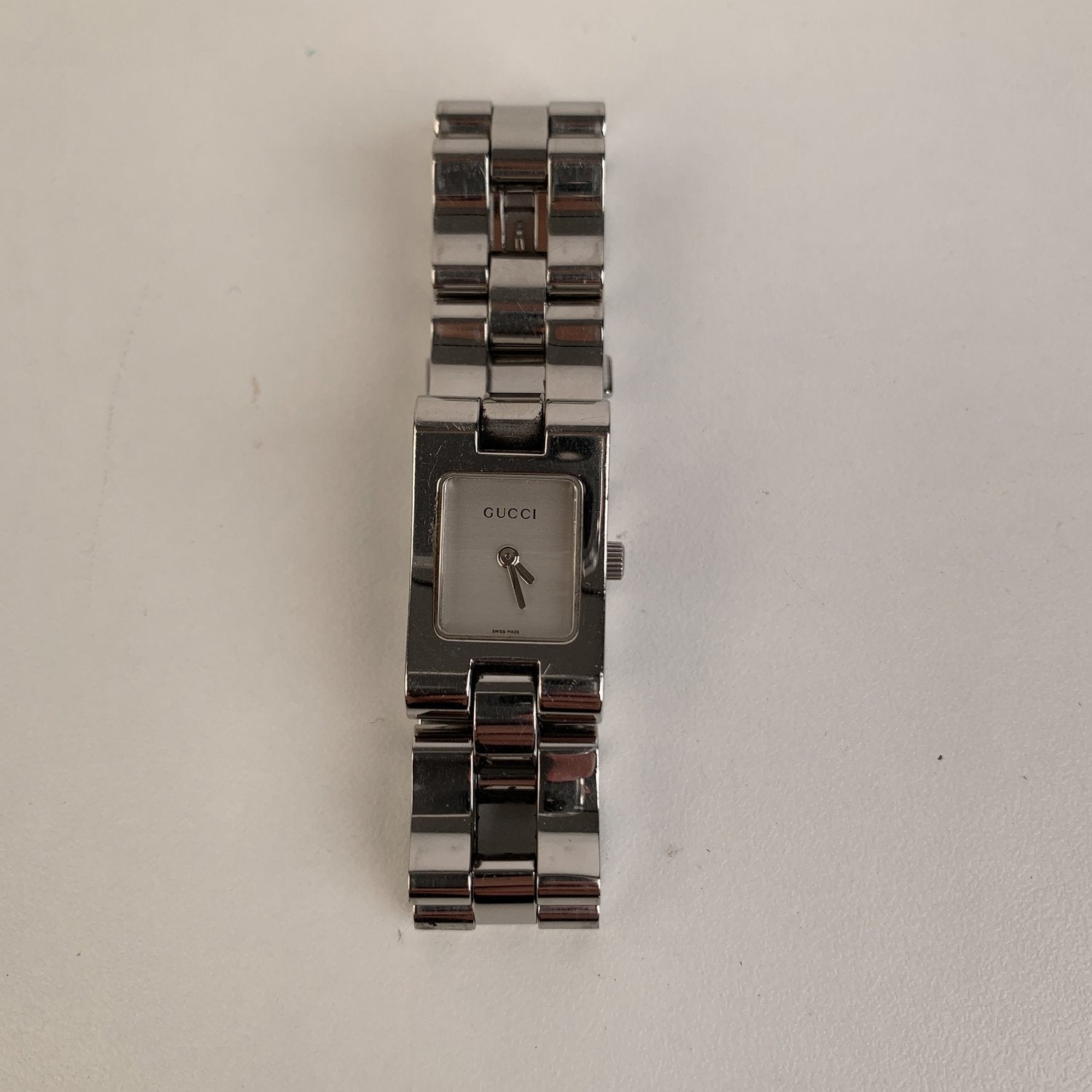 gucci steel back stainless