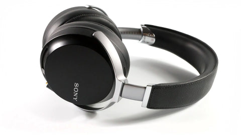 Headphones for Dubstep image 3