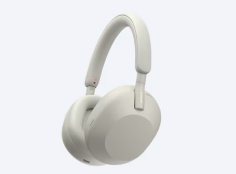 Best Headphones for Cold Weather image 3