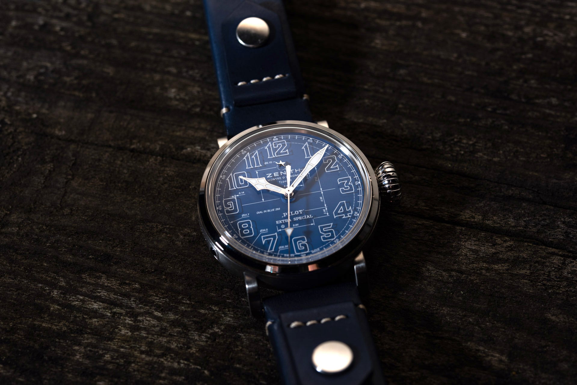 Discover Zenith watch on BitDials 