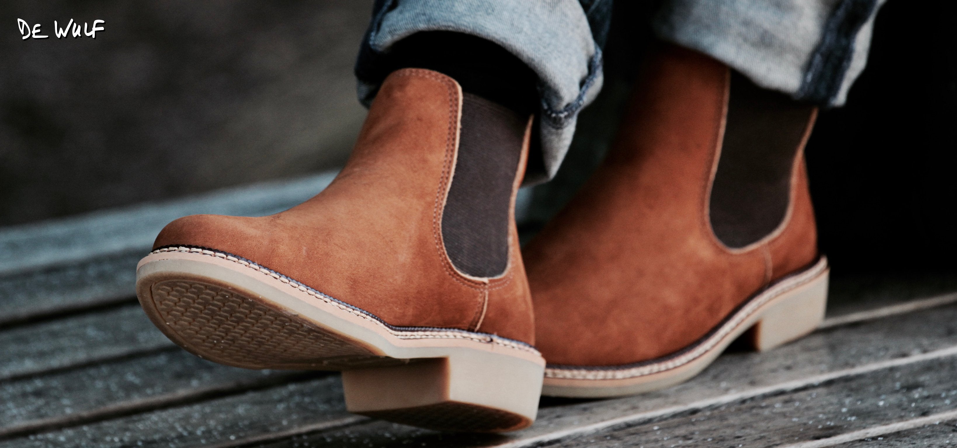 khaki pants with chelsea boots