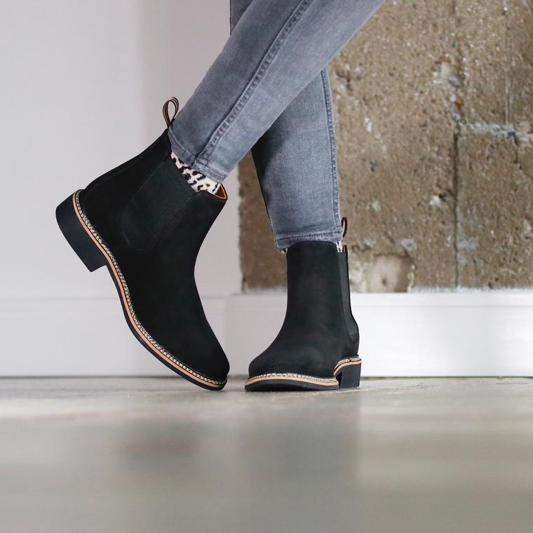 womens leather shoe boots