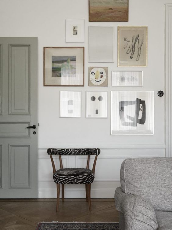 neutral gallery wall