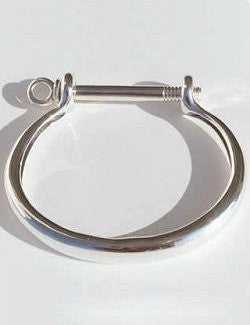 Sterling Silver Turtles Tension Hook Clasp Bangle Bracelet 