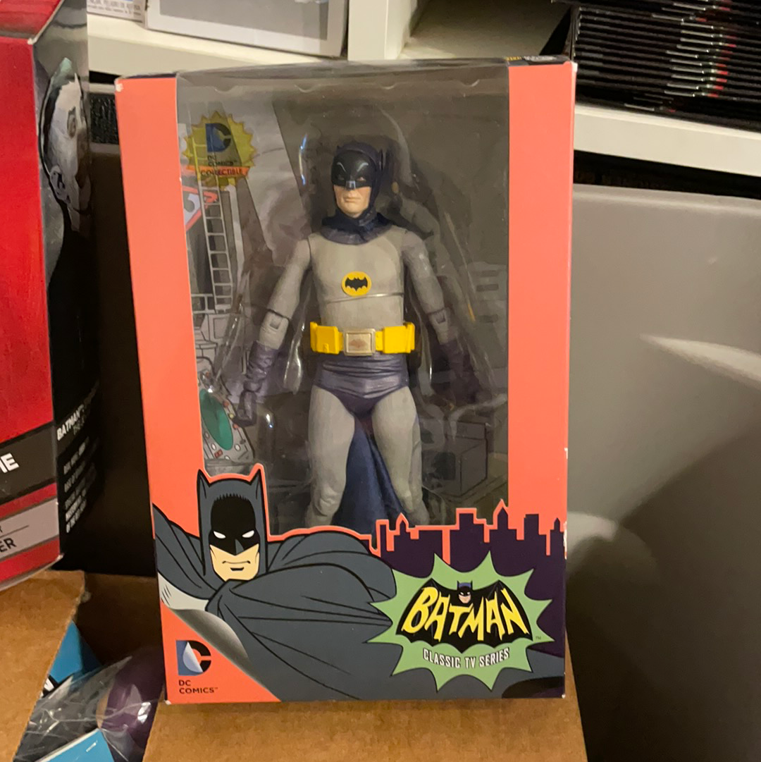 Neca BATMAN from 1966 Classic TV Series (Adam West) 7