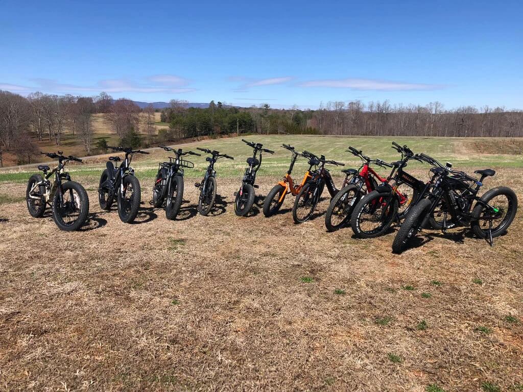 pic of ebikes lineup outdoors