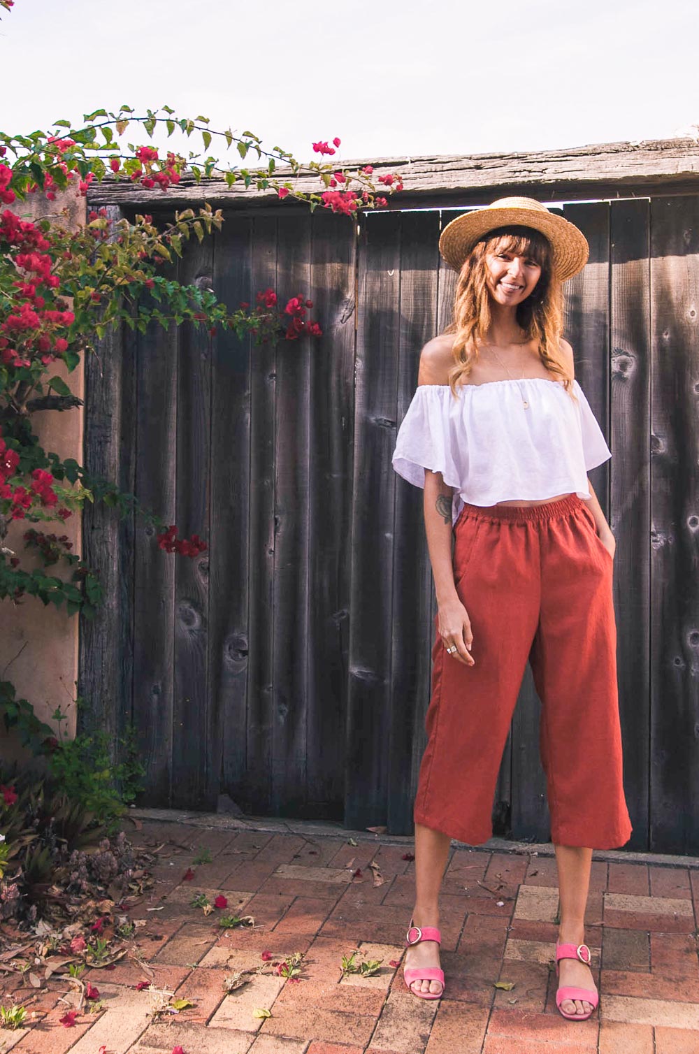 red linen pants outfit