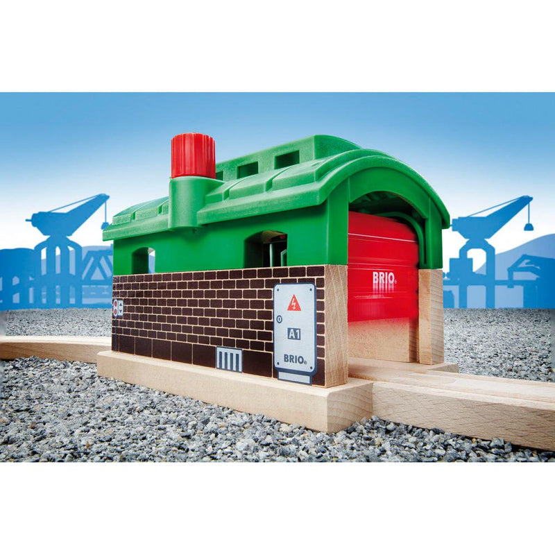 brio garage train