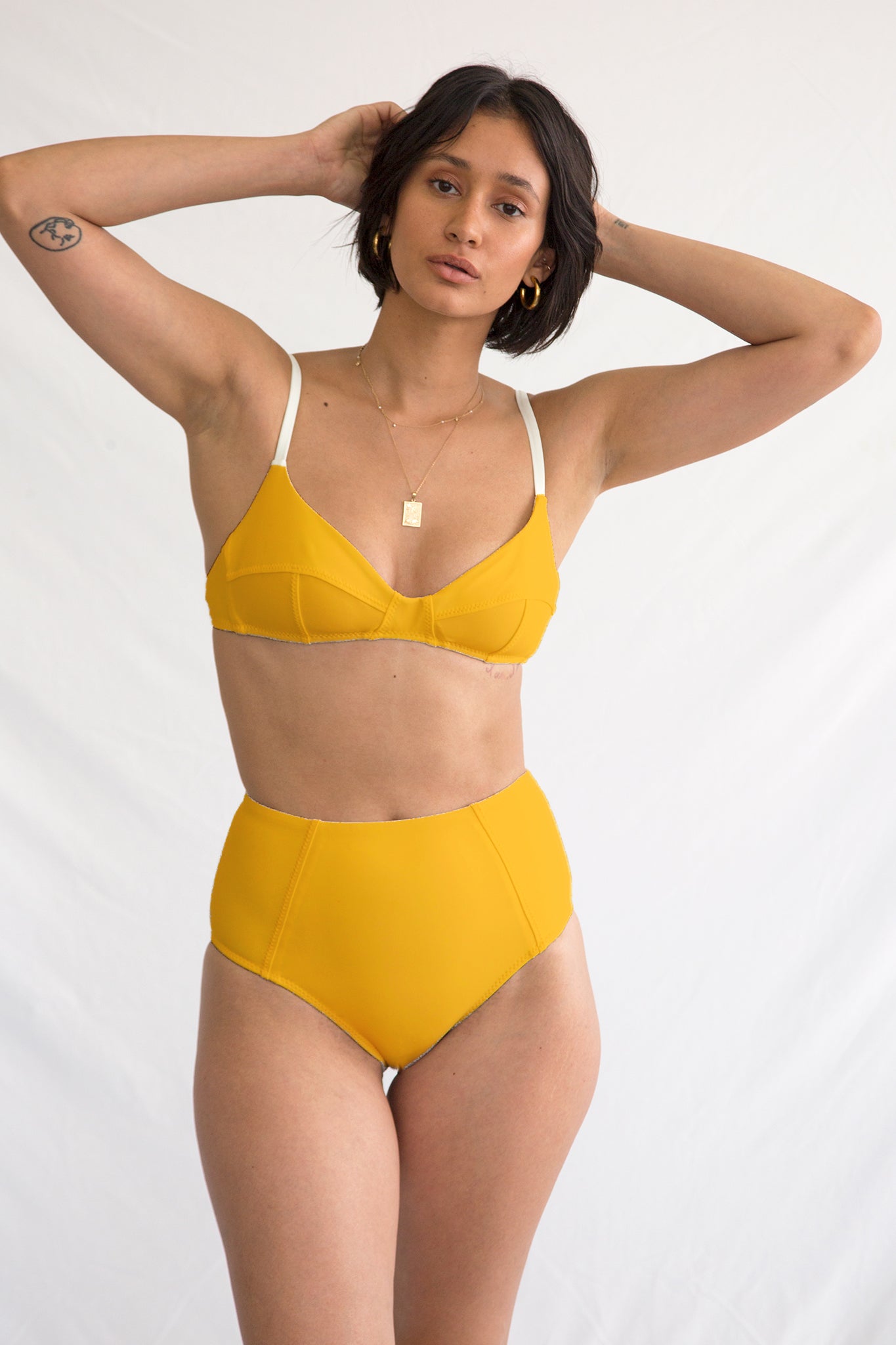 Simone Retro Top in Ochre