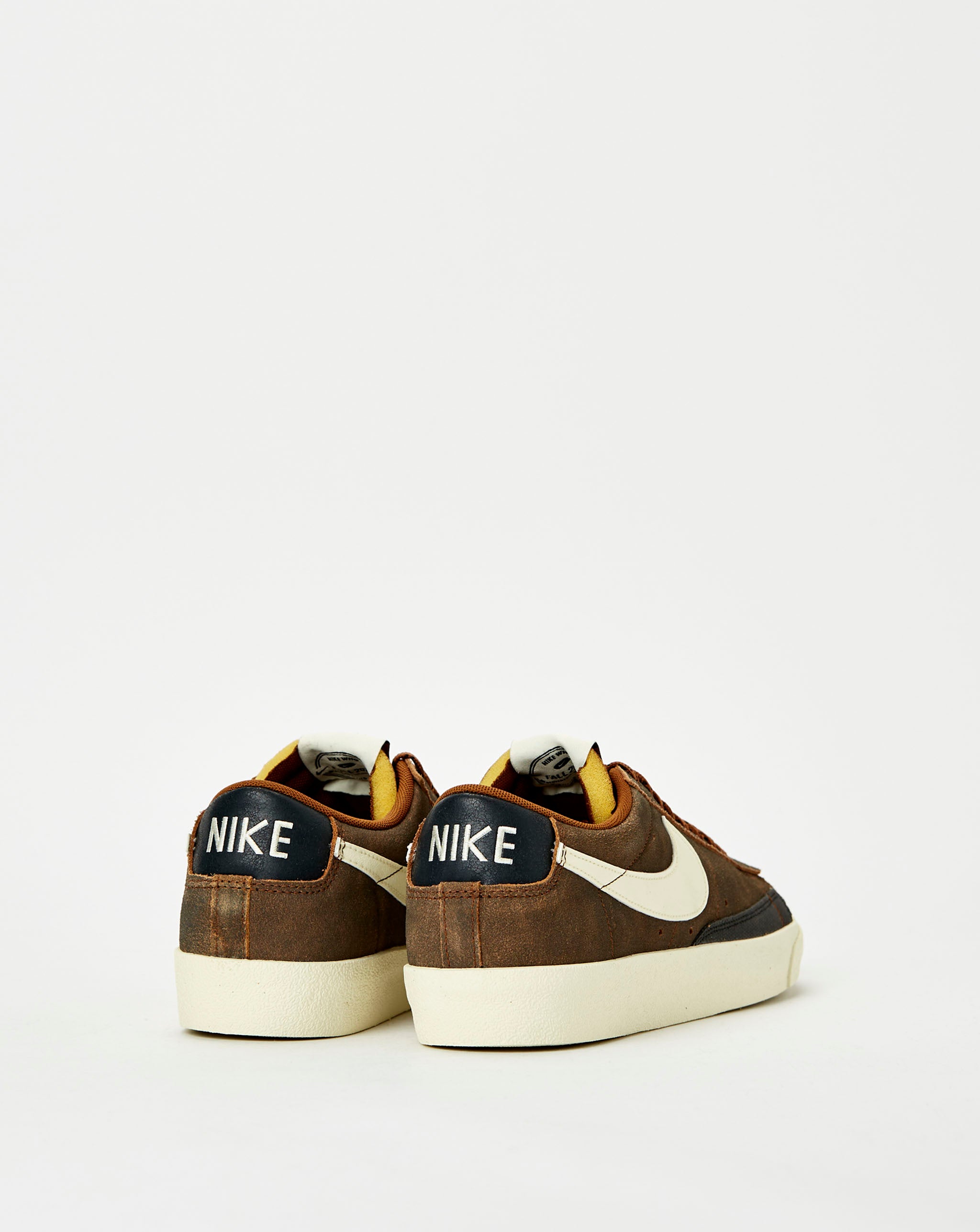 nike blazer low 77 pecan