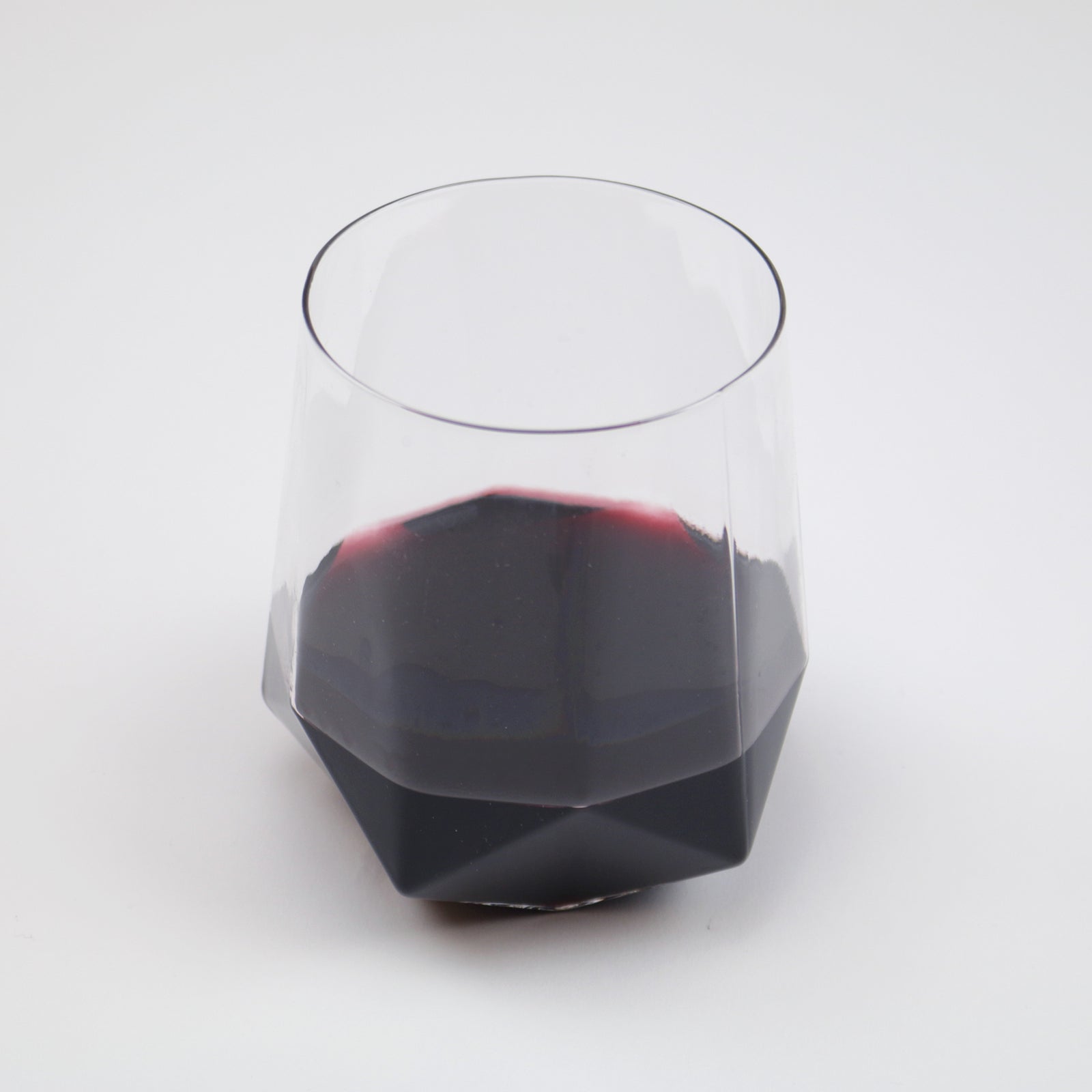 https://cdn.shopify.com/s/files/1/1600/9217/products/gem-cut-wine-glass_1600x.jpg?v=1502307769