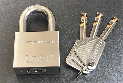 disc detainer lock and keys