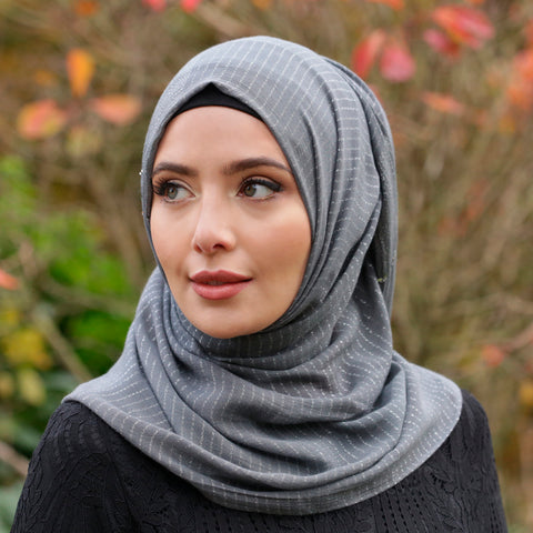 خمسة ألوان جميلة للحجاب لإكمال خزانة ملابسك IMG_0472_large