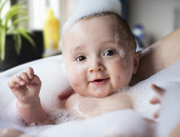 10 Ways to make Bath-time Fun & Relaxing for your Baby!
