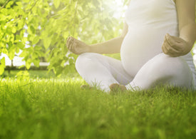 8Powerful Benefits of Prenatal Yoga