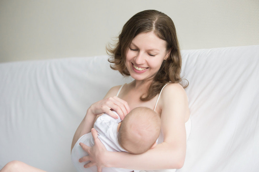 Helpful Feeding tips for New Moms