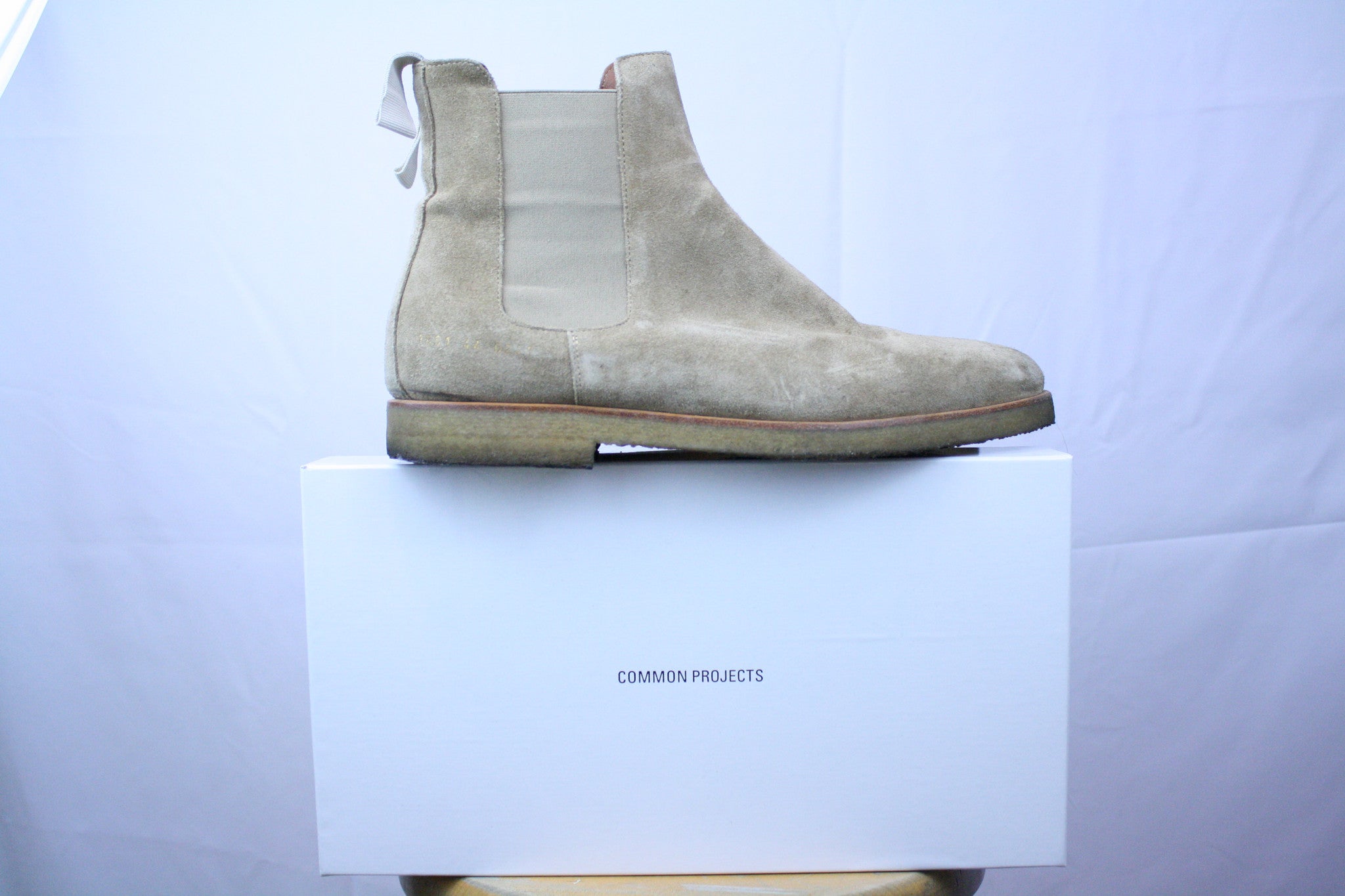 common projects suede boots