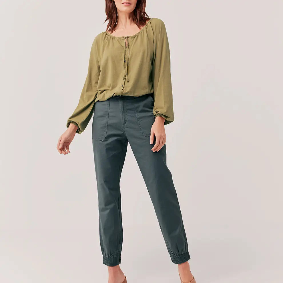 Women's Woven Roll Up Pant made with Organic Cotton