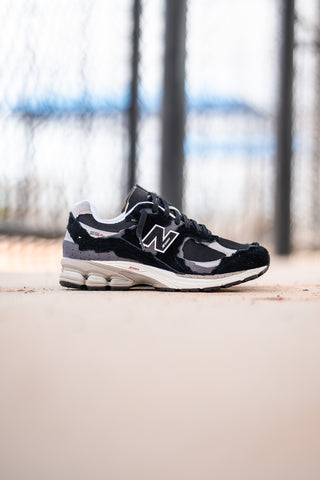 Mens New Balance 2002R Protection Pack (Phantom Black) - M2002RDJ