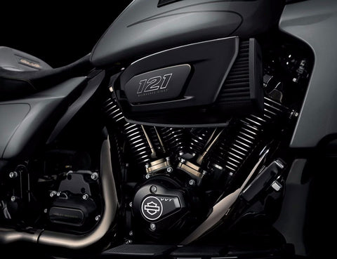 The new Milwaukee-Eight VVT 121 engine features liquid-cooling, displaces 1,977cc, and is said to produce 115 peak horsepower at 4,500 rpm