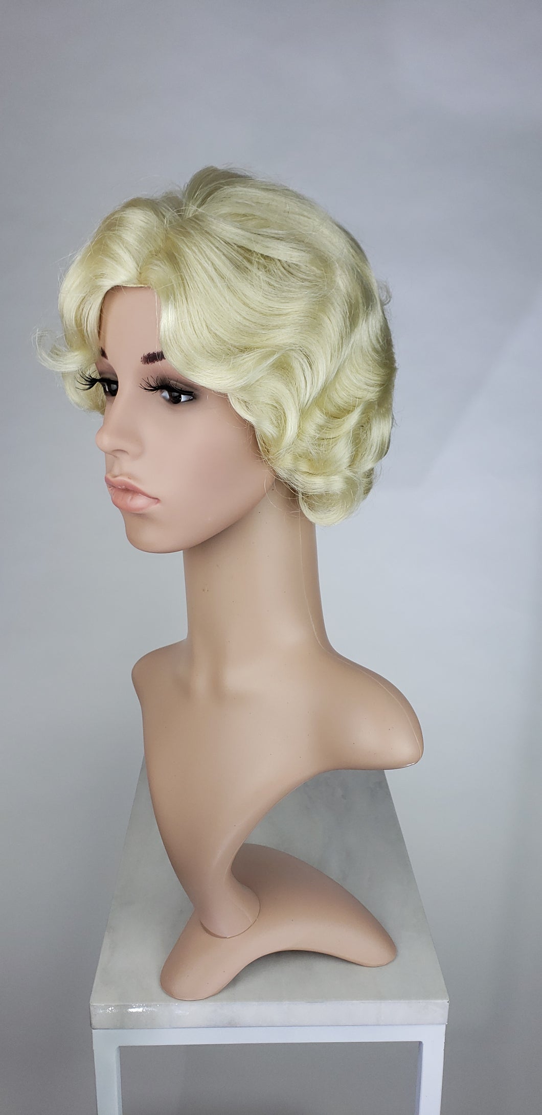 costume wigs blonde