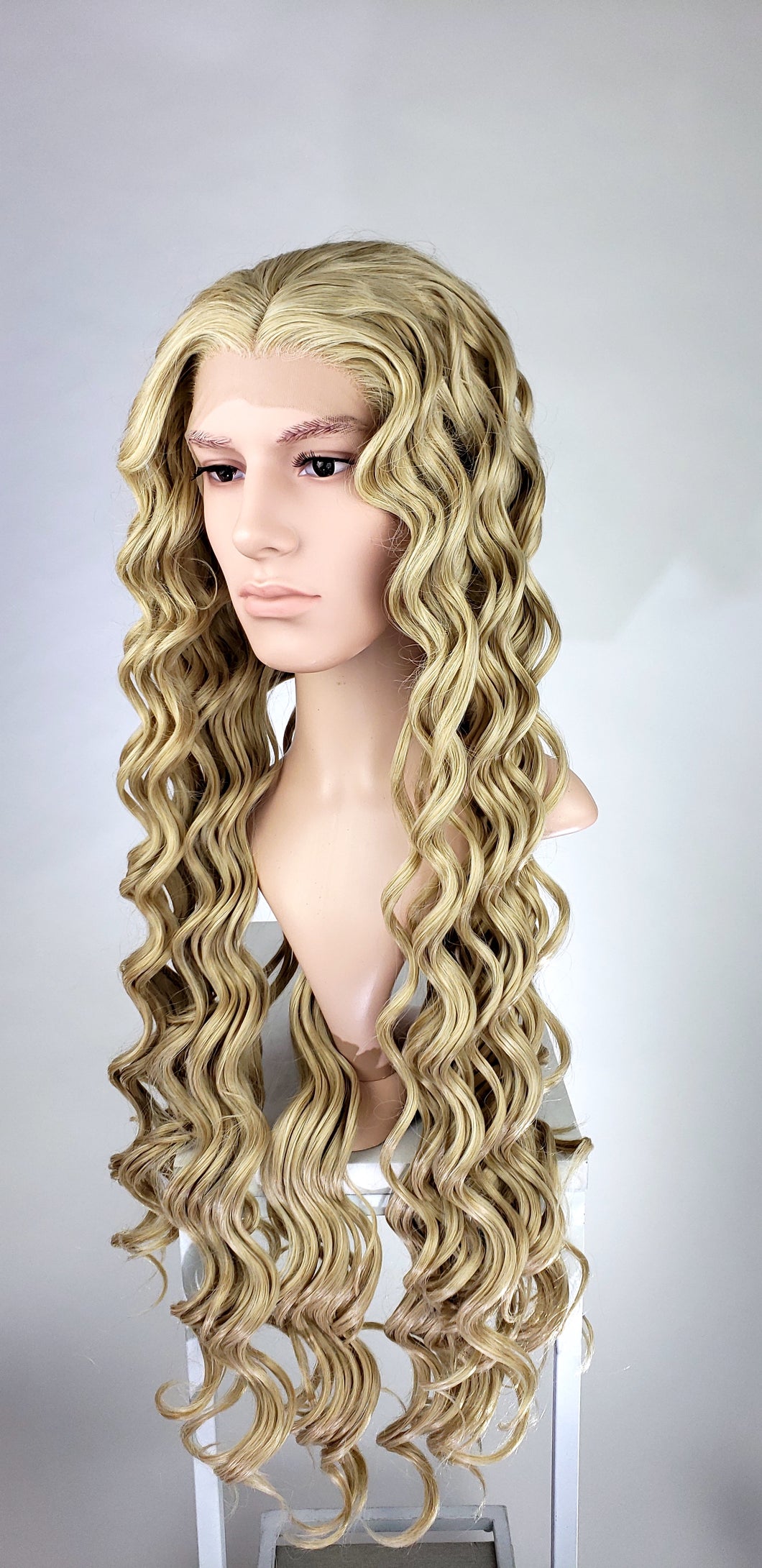 Mens Dirty Blonde Long Curly Lace Front Wig Lpmia67 Pose Wigs