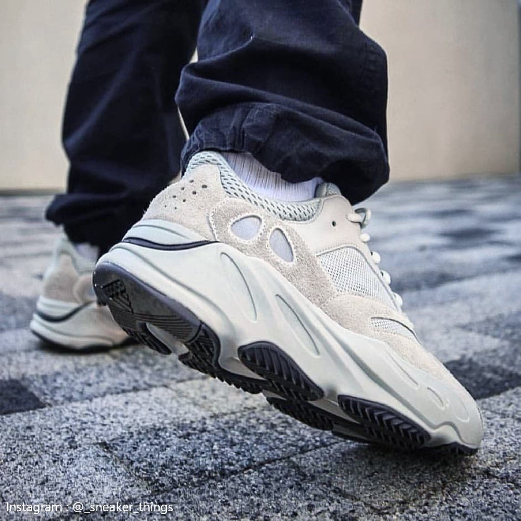 adidas yeezy 700 france