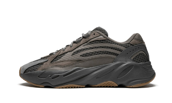 adidas yeezy 700 homme argent