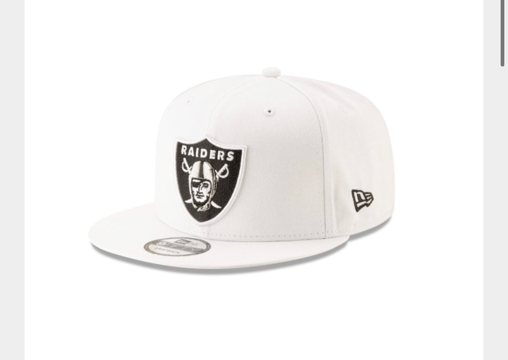 MEN'S 950 NFL LAS VEGAS RAIDERS ALL BLACK BASIC SNAPBACK HAT