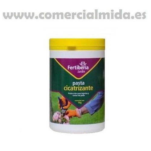 En la Agro Shop encuentras Herbicida Glifosato Citromax. Este producto  viene pronto para uso, basta solamente pulverizar directamente sobre las  hierbas dañinas, observando una distancia de lo mínimo 40cm de otras  plantas.