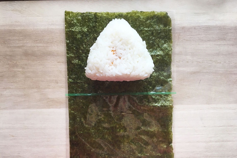 Place the onigiri you made
