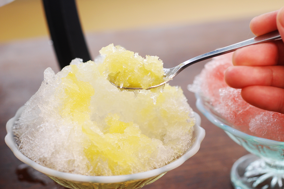 Shaved ice is a sweet which is made of shaved ice and syrup.