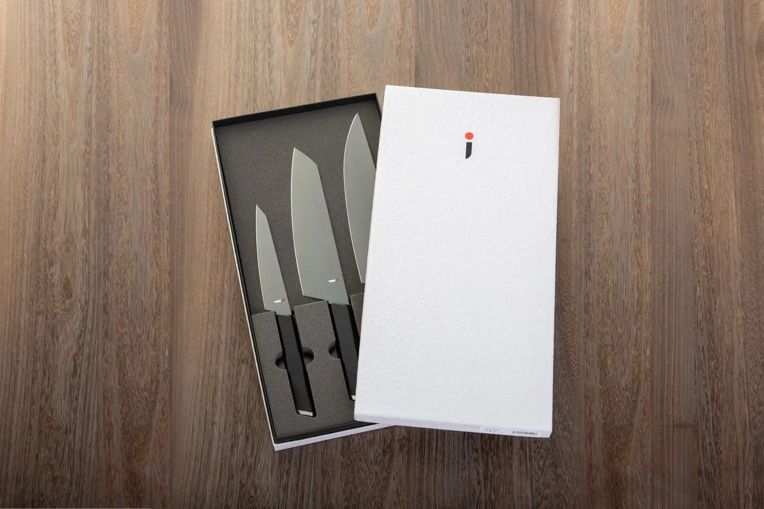 Slice, dice, mince, cut 🔪🥒 Our 12pc Knife Block Set can handle any  kitchen task with sophistication and style ✨