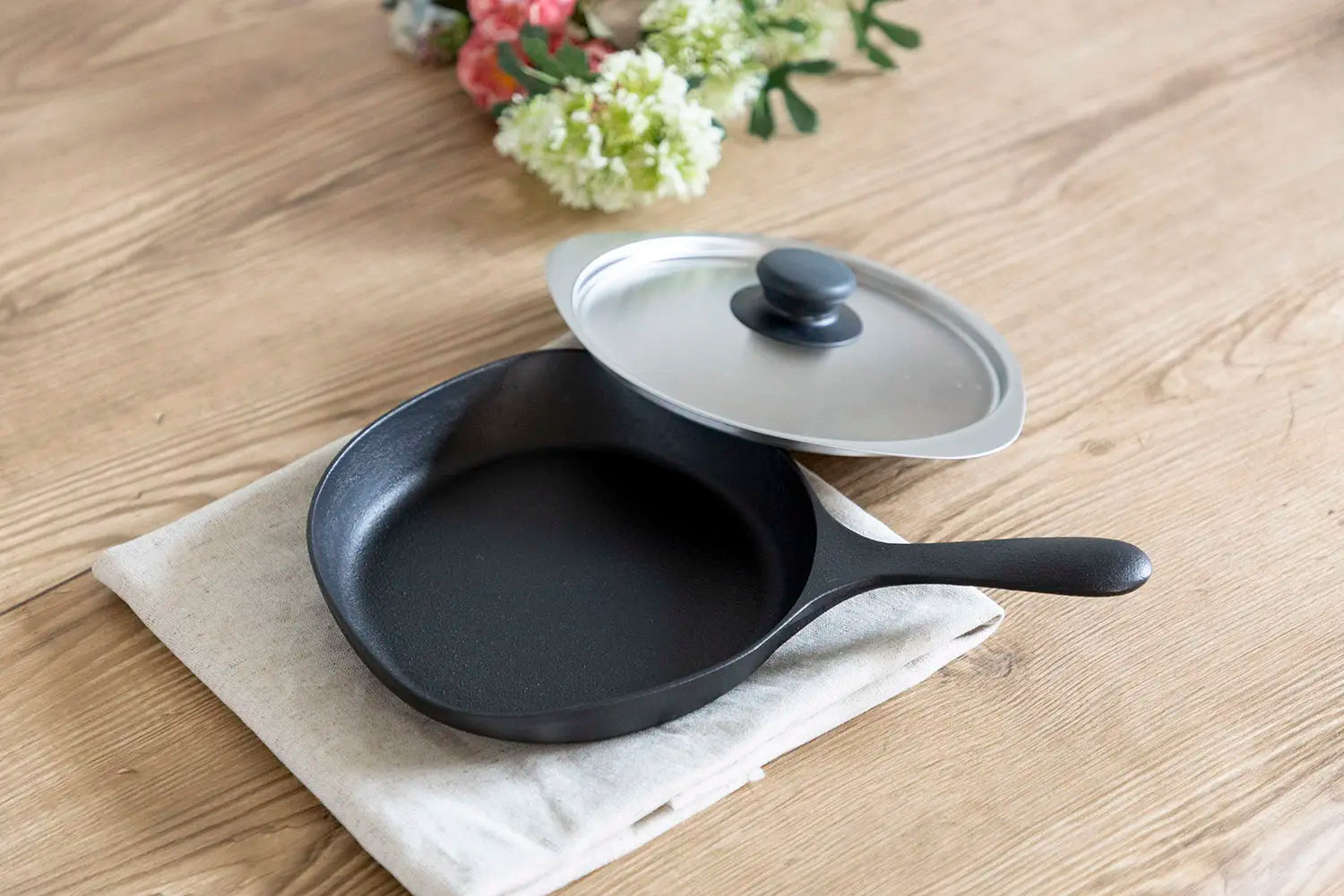 Sori Yanagi Cast Iron Induction Mini Frying Pan