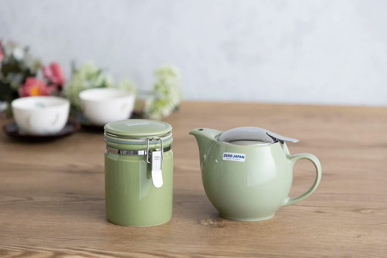 ZERO JAPAN Mino Ware Ceramic Tea Canister and Teapot