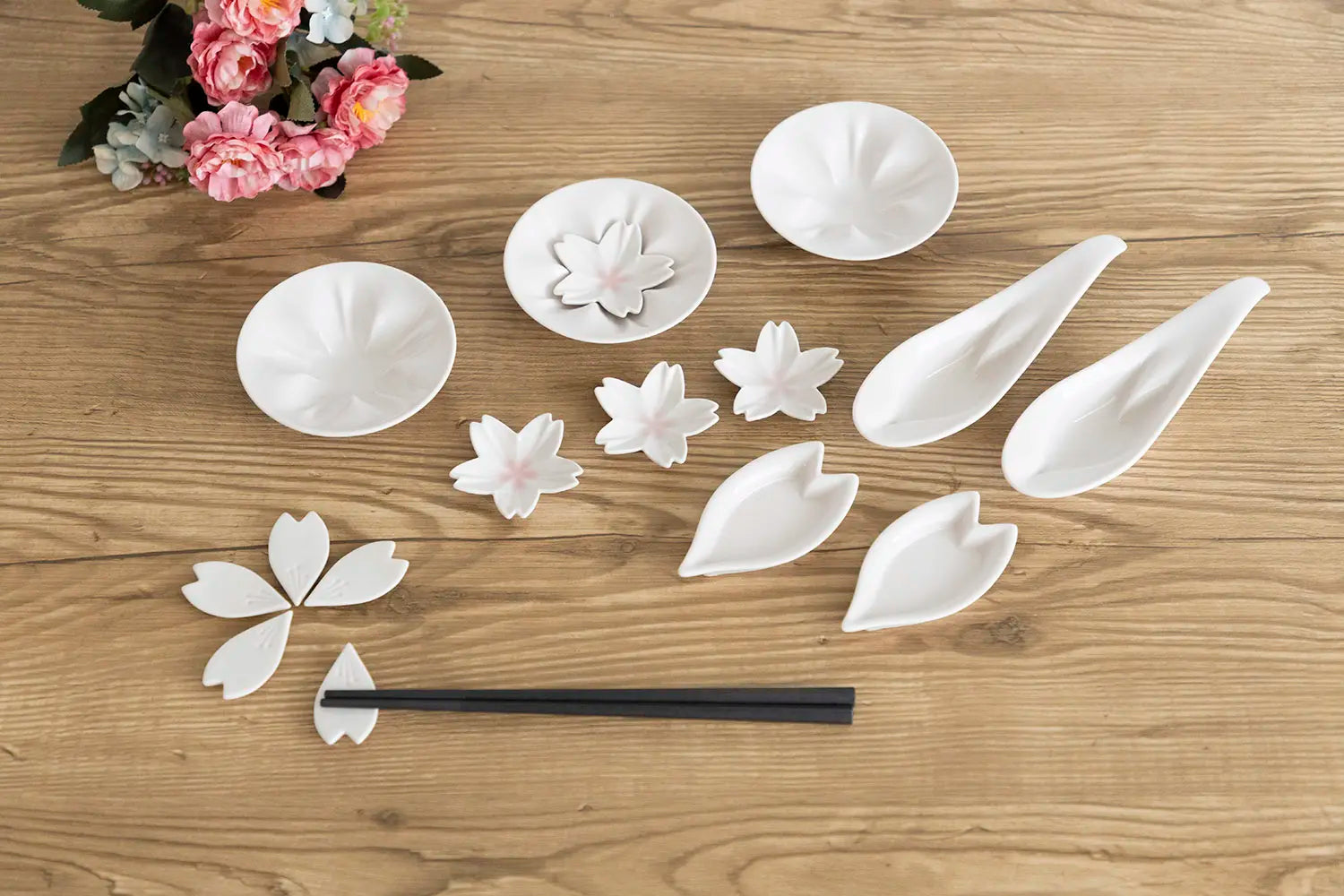 Hiracle Sakura Porcelain Collection