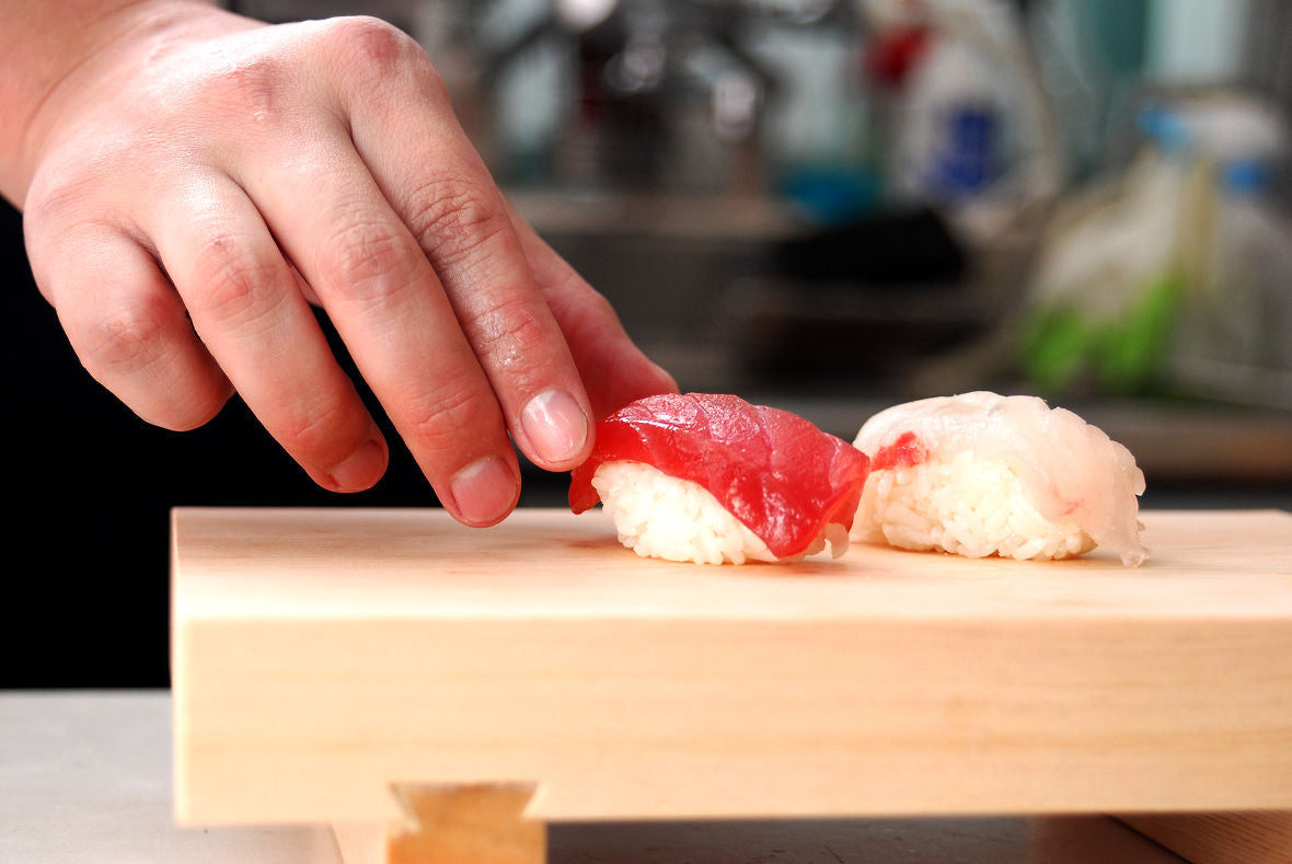 https://cdn.shopify.com/s/files/1/1610/3863/files/Tips_for_Making_Sushi_As_Well_As_Professional_Chefs_15.jpg?v=1623833269