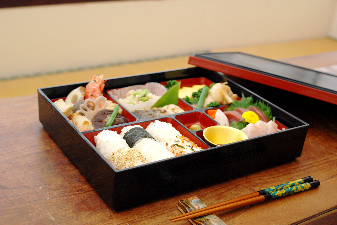 Short article of bento boxes from Japan