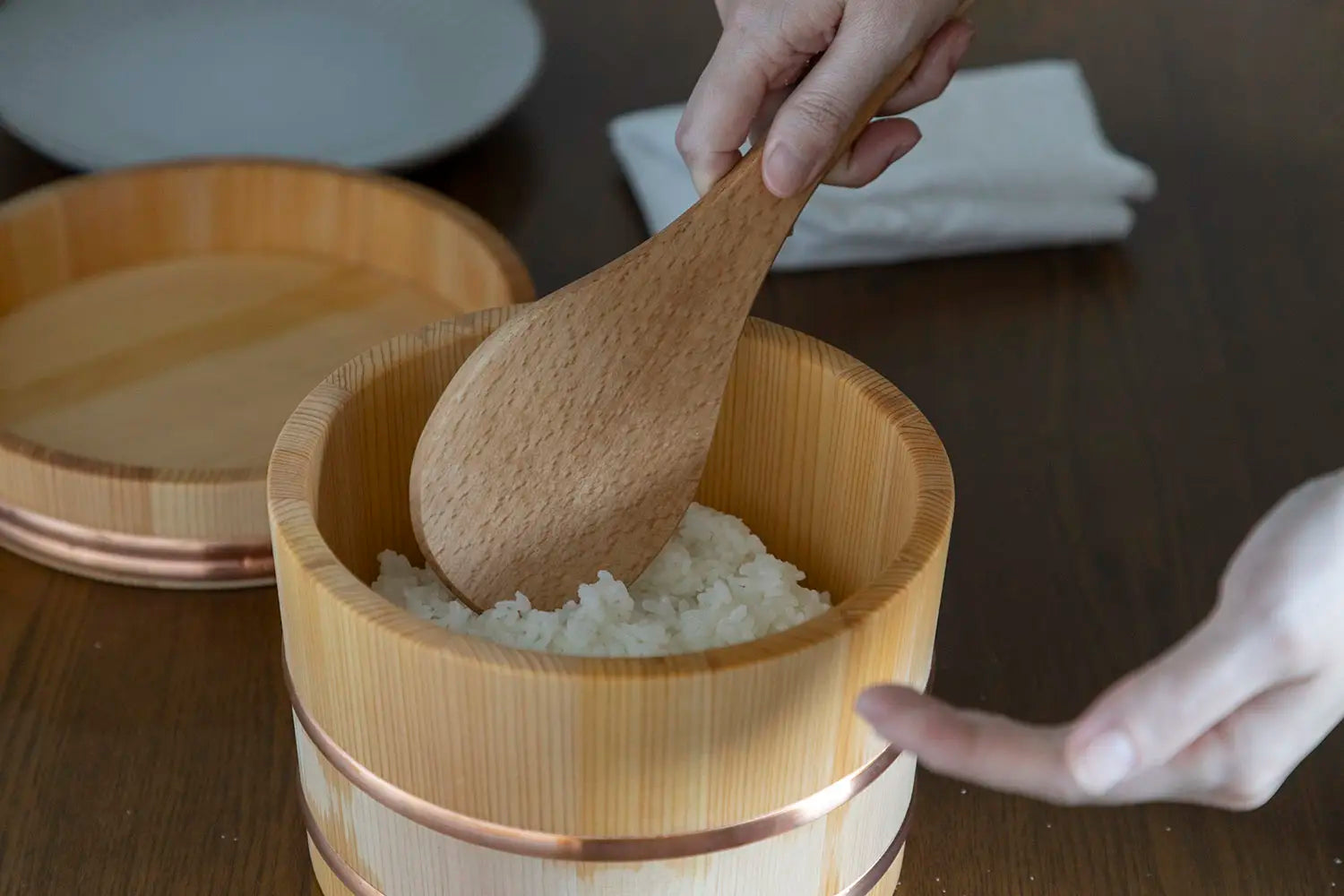 Scooping rice