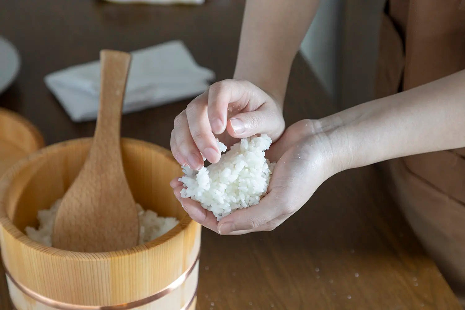 Squeezing rice