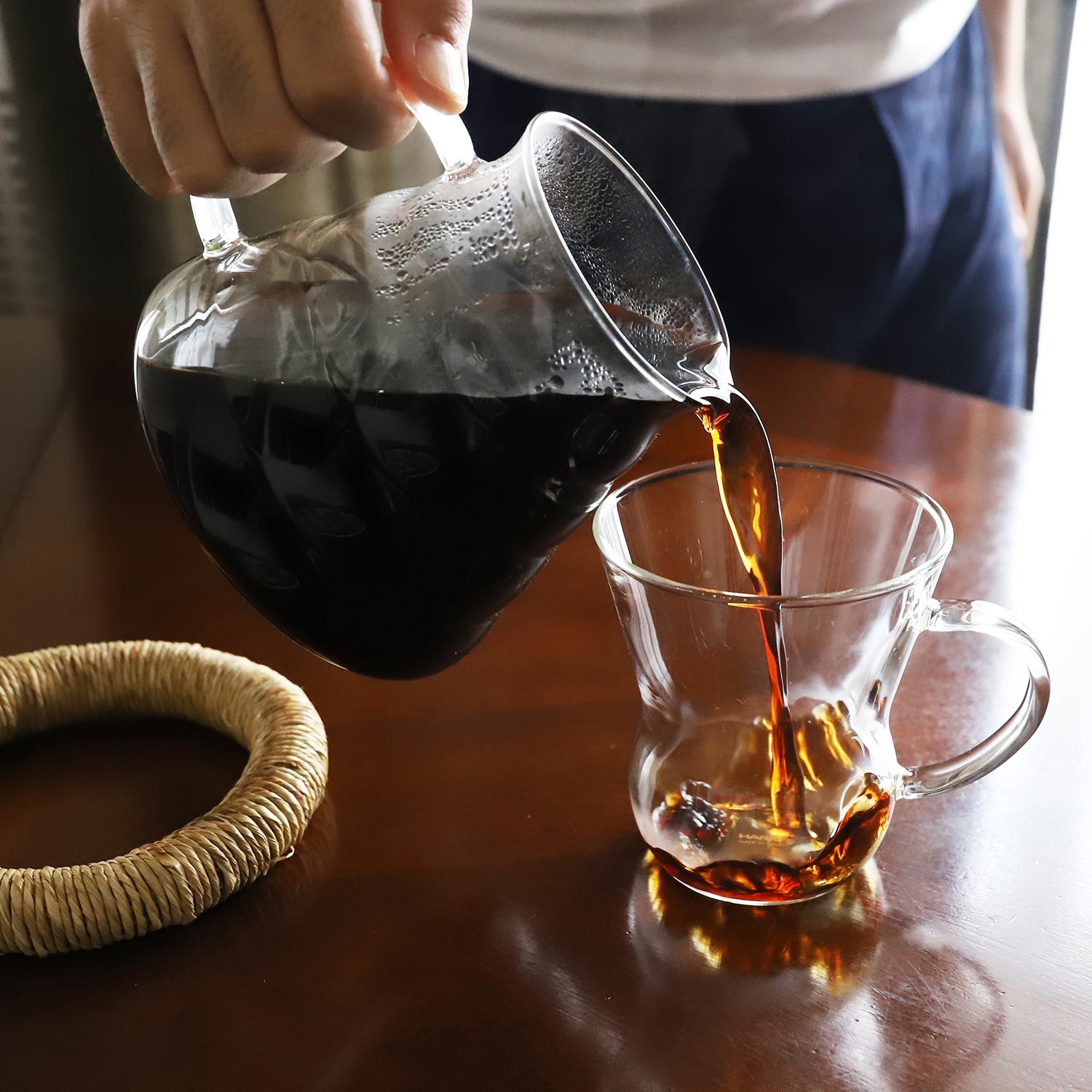 HARIO Cold Brew Tea Bottle  Elegant Glass Iced Tea Brewer - Senbird Tea