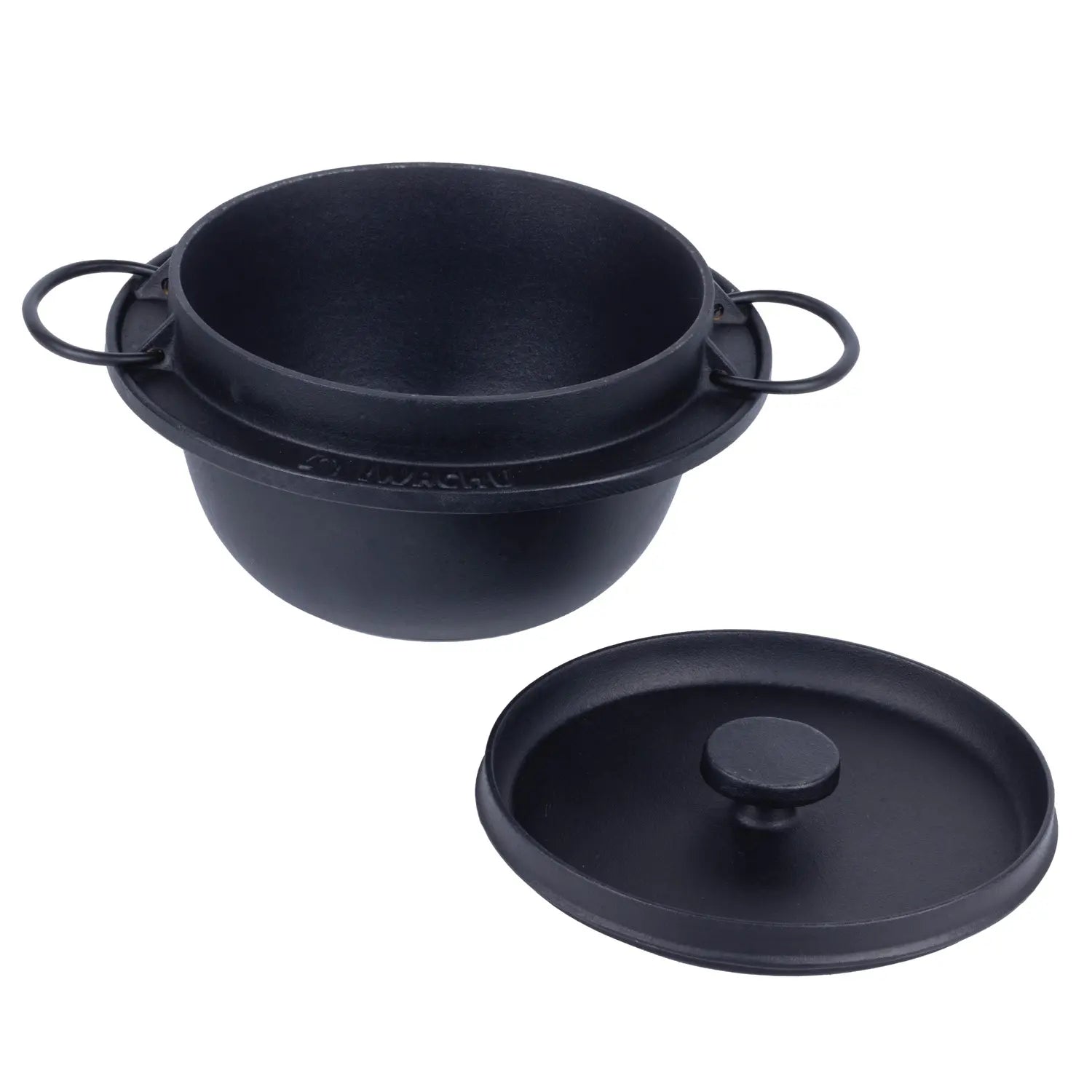 https://cdn.shopify.com/s/files/1/1610/3863/products/IwachuCastIronRiceCookerCasserole_2_6fa519f5-68f1-412b-b58c-f1e3c6f1d0f1_1600x.webp?v=1661939024