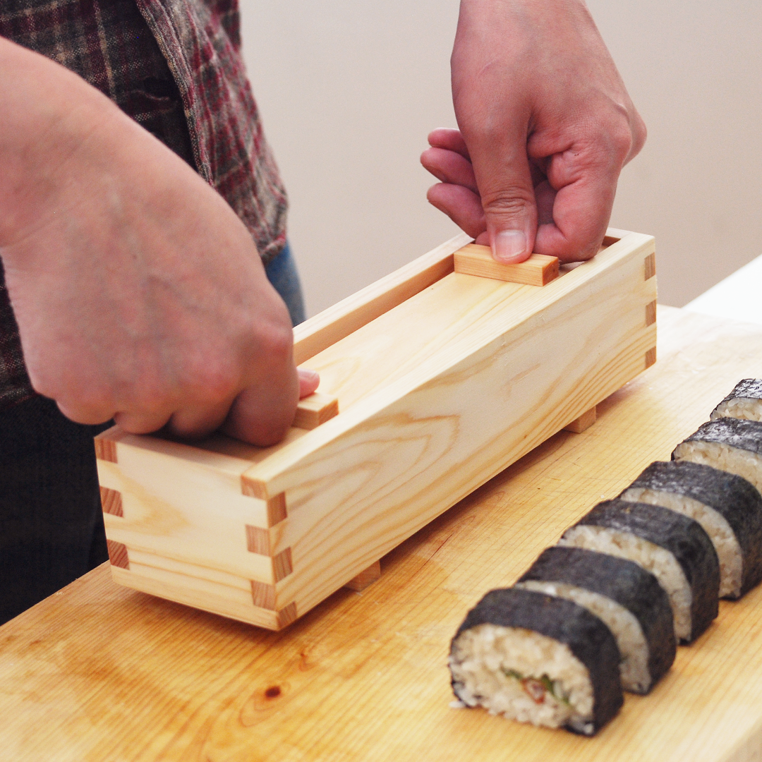 Hasegawa Antibacterial & Anti-Sticking Sushi Maki Mat – Semiblack
