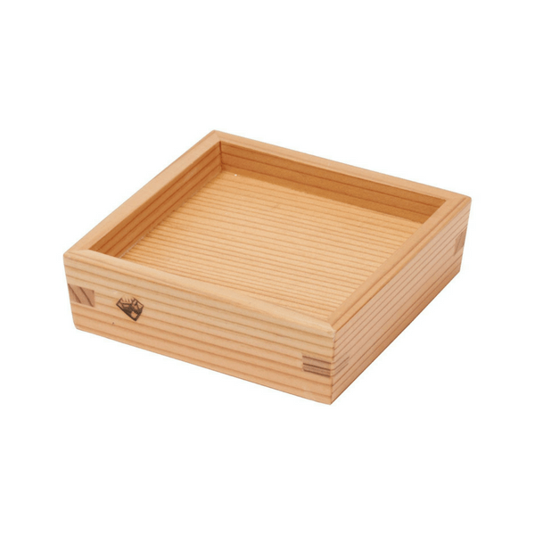 https://cdn.shopify.com/s/files/1/1610/3863/products/miranda-style-omoeraku-handcrafted-japanese-cedar-square-saucer-s-89x89mm-plates-874583687195_1600x.png?v=1564046923