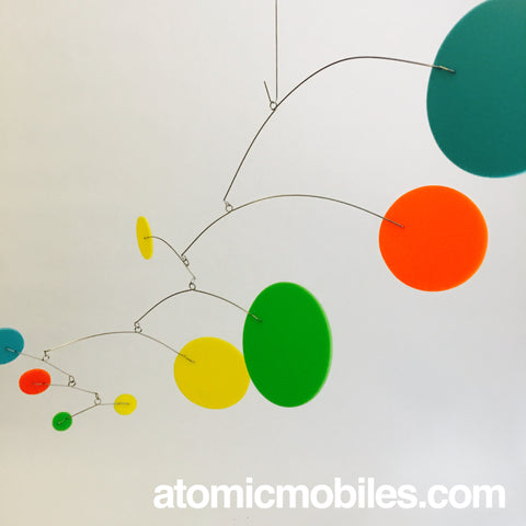 MOD Mobile dans les couleurs inspirées de Palm Springs : Aqua Orange Lime et Jaune par AtomicMobiles.com