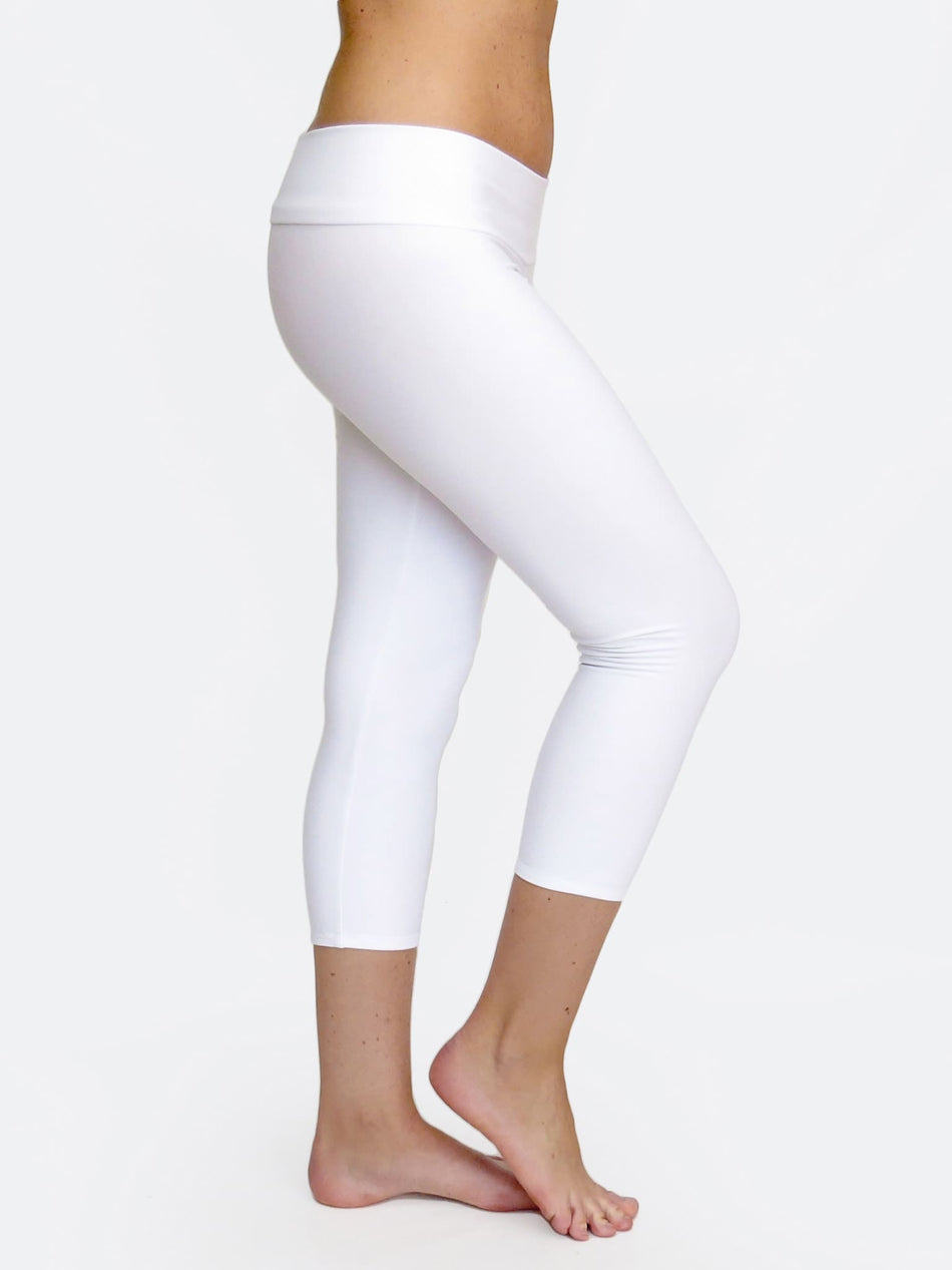 women's white capri leggings